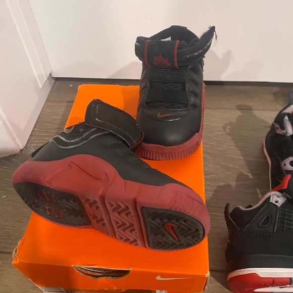 5 Pairs of Toddler Sneakers Nike / Timberland / Lebron - Picture 2 of 6